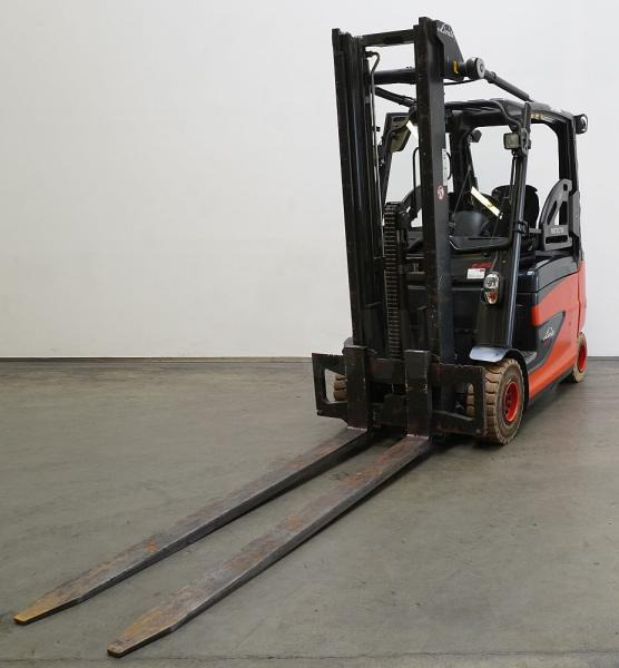 Linde E 25/600 HL 387 - Elektrinis krautuvas: foto 1 Linde E 25/600 HL 387 - Elektrinis krautuvas: foto 1