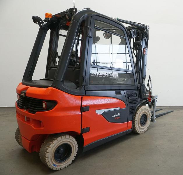 Linde E 30 1252 - Elektrinis krautuvas: foto 2 Linde E 30 1252 - Elektrinis krautuvas: foto 2