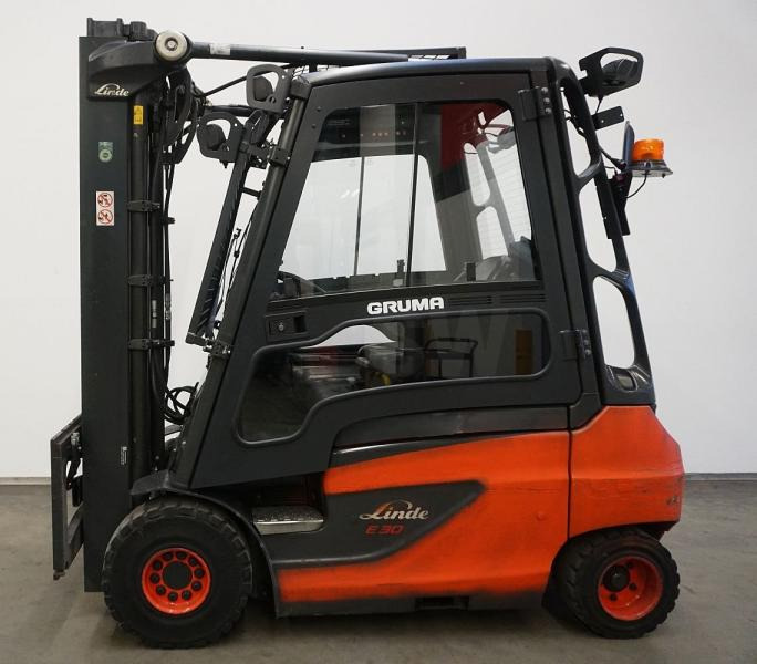 Linde E 30 387 - Elektrinis krautuvas: foto 4 Linde E 30 387 - Elektrinis krautuvas: foto 4
