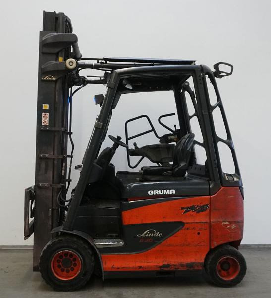 Linde E 30/600 H 387 - Elektrinis krautuvas: foto 4 Linde E 30/600 H 387 - Elektrinis krautuvas: foto 4