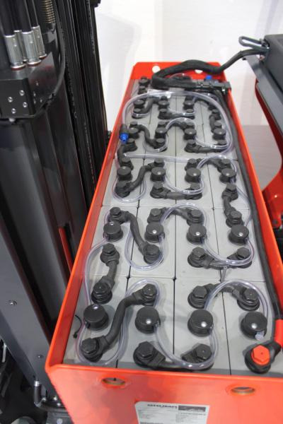 Linde R 16 1120 - Krautuvas su šakėmis: foto 5 Linde R 16 1120 - Krautuvas su šakėmis: foto 5