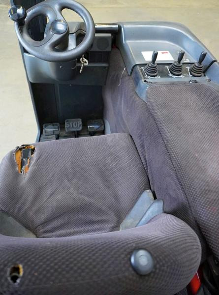 Linde R 16 113 - Krautuvas su šakėmis: foto 3 Linde R 16 113 - Krautuvas su šakėmis: foto 3