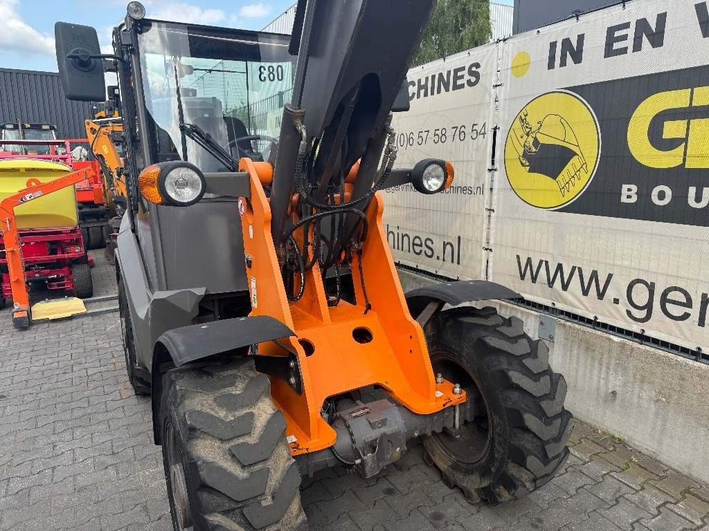 Ahlmann AX 700 - Ratinis krautuvas: foto 5 Ahlmann AX 700 - Ratinis krautuvas: foto 5