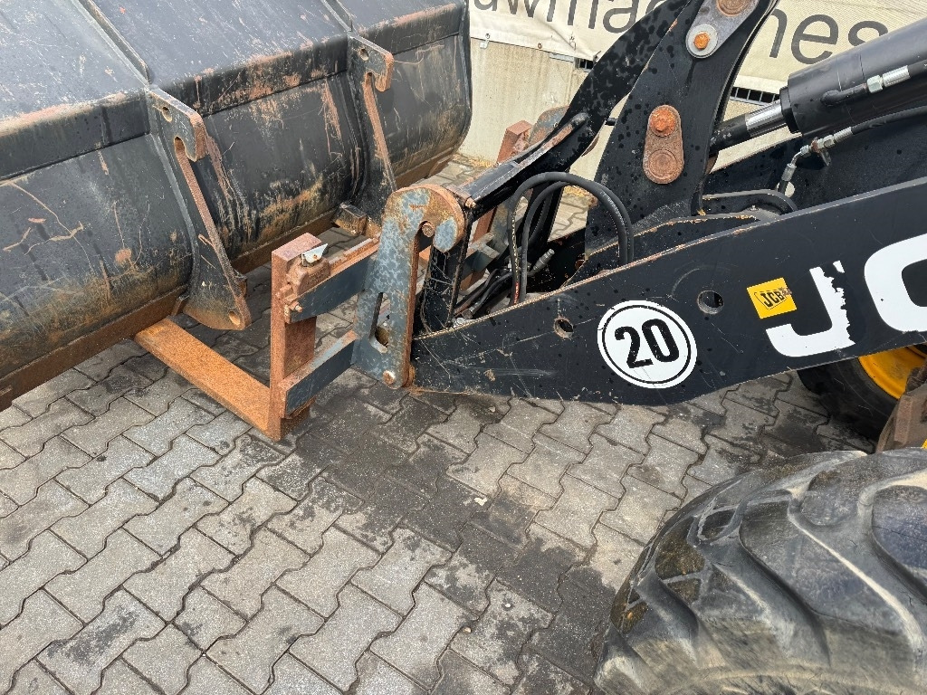 JCB 406 - Ratinis krautuvas: foto 5 JCB 406 - Ratinis krautuvas: foto 5