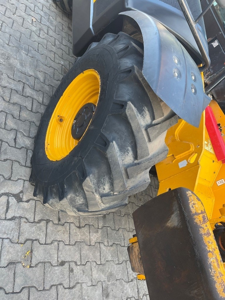 Teleskopinis krautuvas JCB 533-105: foto 6