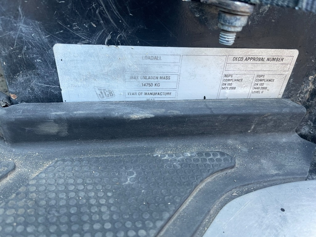 Teleskopinis krautuvas JCB 533-105: foto 12