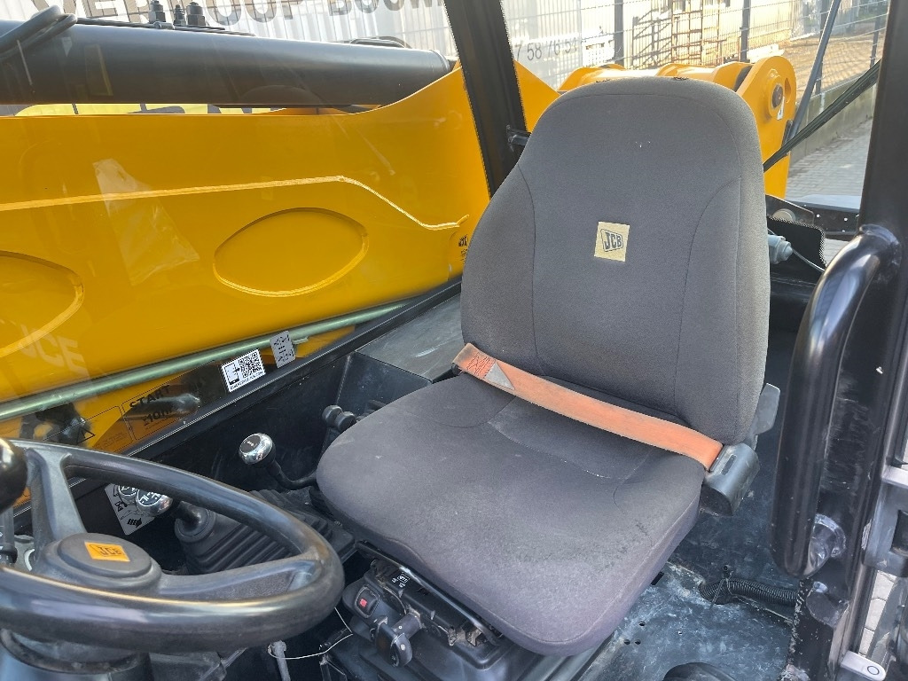 Teleskopinis krautuvas JCB 533-105: foto 11