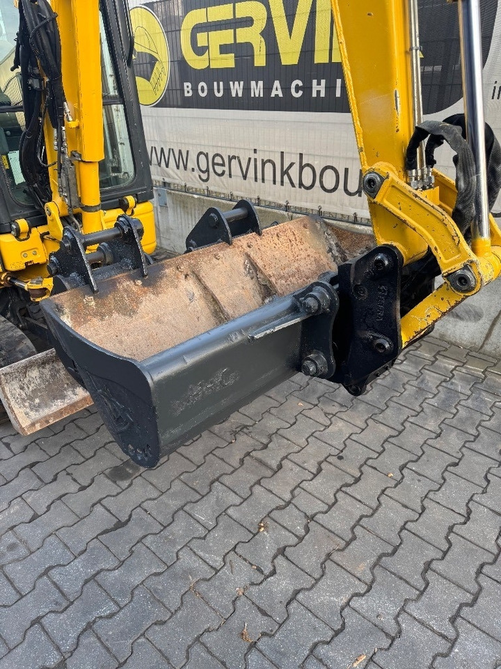 Komatsu PC 26 MR-3 - Mini ekskavatorius: foto 4 Komatsu PC 26 MR-3 - Mini ekskavatorius: foto 4