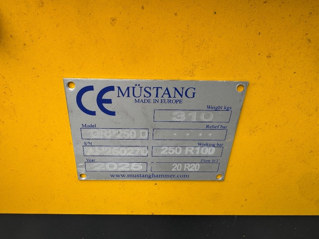 Mustang GRP 250 D  - Greiferis - Statybinė technika: foto 2 Mustang GRP 250 D  - Greiferis - Statybinė technika: foto 2
