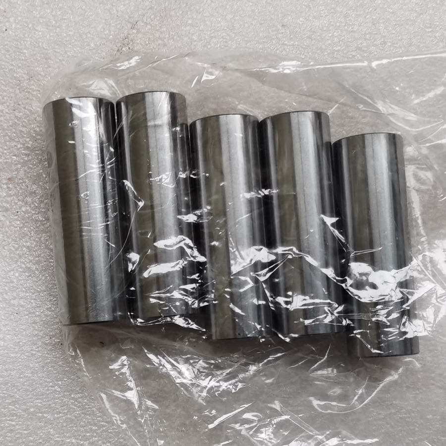 KOOP Genuine Piston Pin for KD192FC Engine - Stūmokliai/ Žiedai/ Įvorės - Ratinis krautuvas: foto 2 KOOP Genuine Piston Pin for KD192FC Engine - Stūmokliai/ Žiedai/ Įvorės - Ratinis krautuvas: foto 2