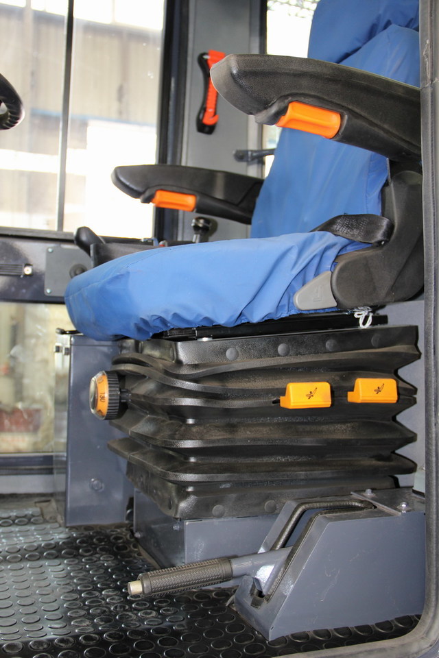 Nauja Ratinis krautuvas Qingdao Promising China 2.0T Front Wheel Loader ZL20F with CE: foto 13
