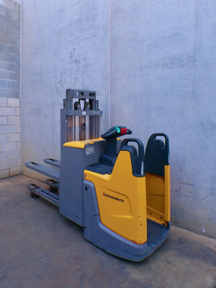 Jungheinrich ERD 220 290 DT - Keltuvas: foto 1 Jungheinrich ERD 220 290 DT - Keltuvas: foto 1