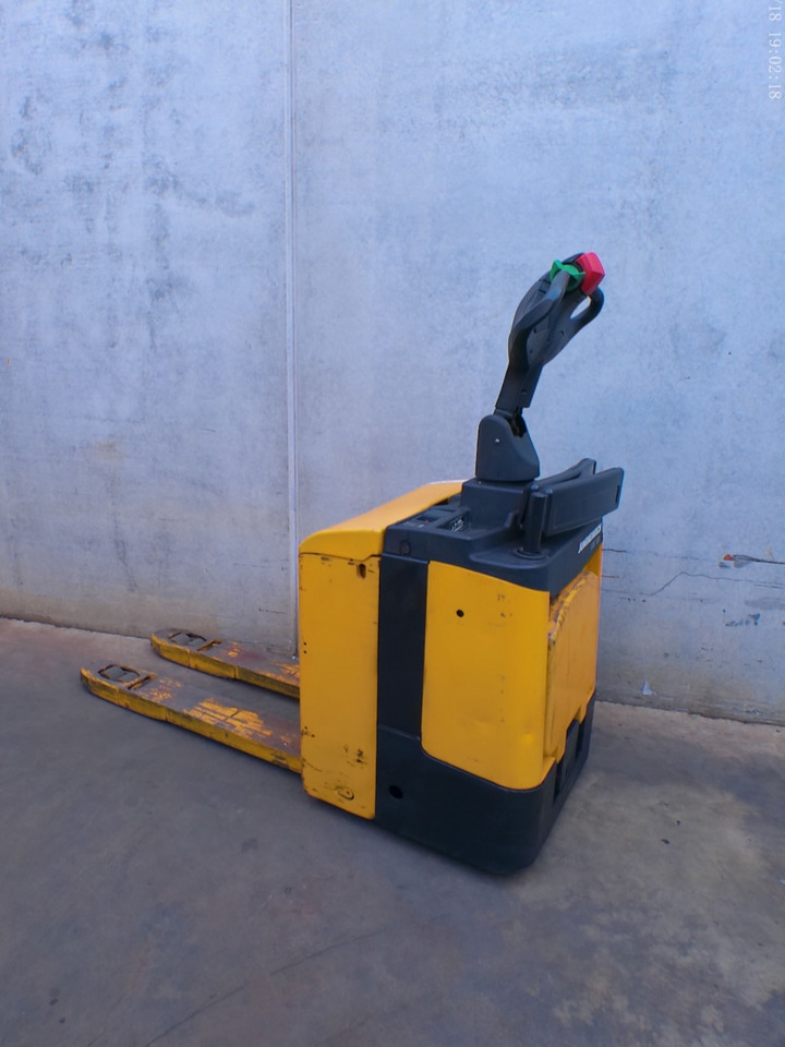 Jungheinrich ERE 120 - Padėklų krautuvas: foto 1 Jungheinrich ERE 120 - Padėklų krautuvas: foto 1