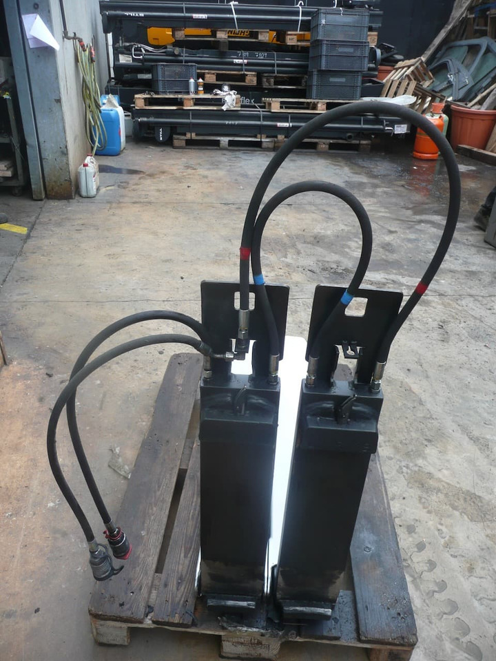 KAUP HORQUILLAS EXTENSIBLES 4.8T180CT - Šakės - Krovimo technika: foto 3 KAUP HORQUILLAS EXTENSIBLES 4.8T180CT - Šakės - Krovimo technika: foto 3