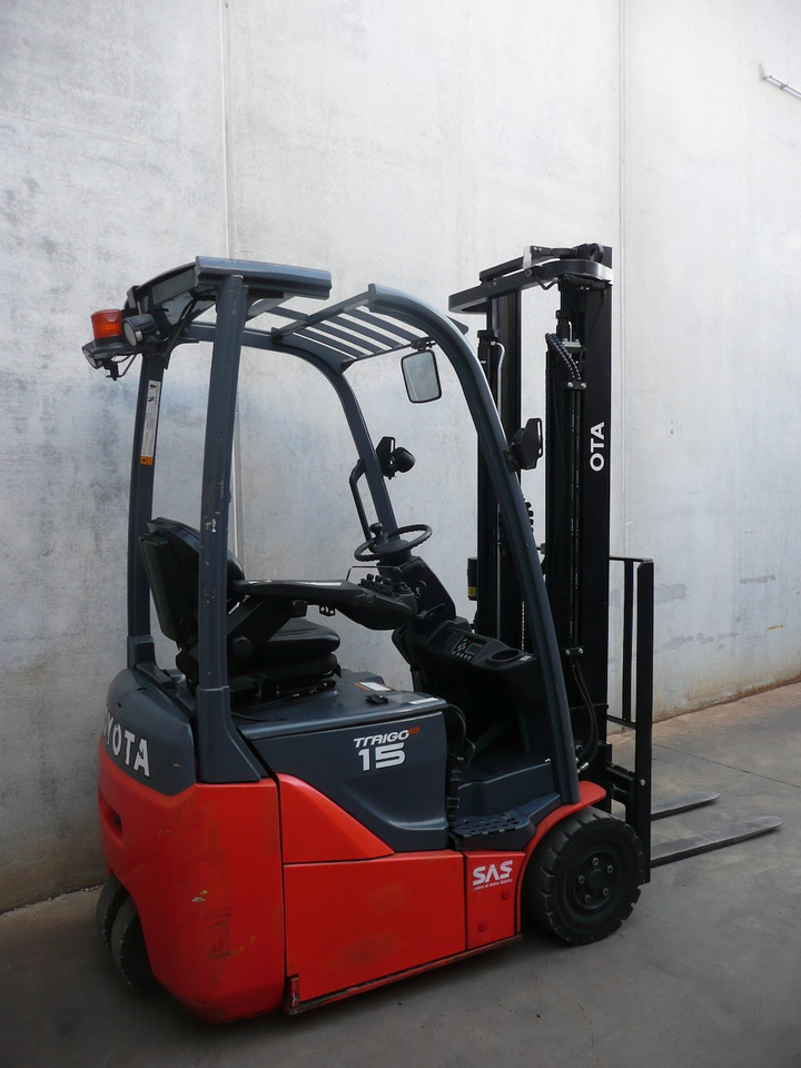 Toyota 8FBE15T - Elektrinis krautuvas: foto 2 Toyota 8FBE15T - Elektrinis krautuvas: foto 2