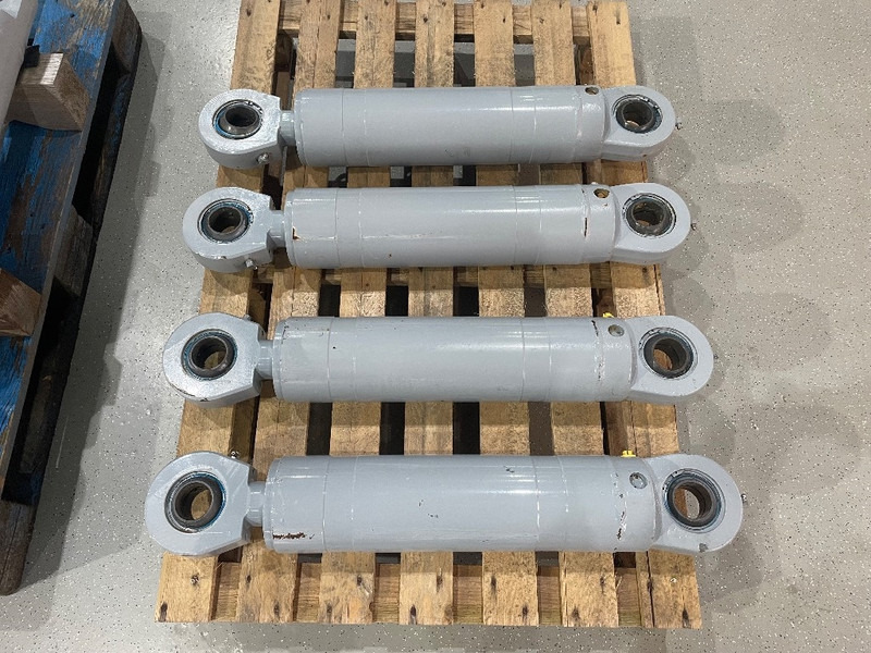 Menzi Muck Cilinders - Hidraulika - Žemės ūkio technika: foto 2 Menzi Muck Cilinders - Hidraulika - Žemės ūkio technika: foto 2