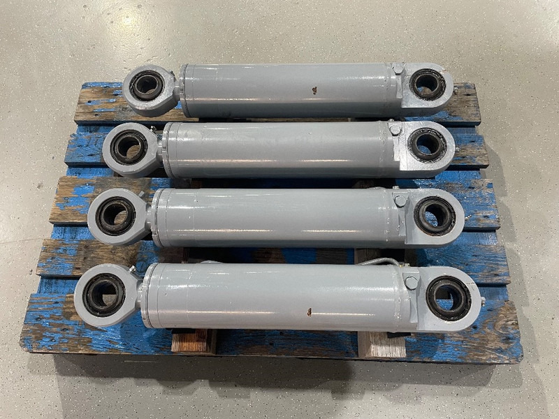 Menzi Muck Cilinders - Hidraulika - Žemės ūkio technika: foto 3 Menzi Muck Cilinders - Hidraulika - Žemės ūkio technika: foto 3