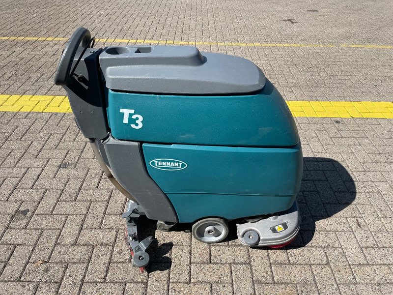 TENNANT T 3 - Gatvių šlavimo mašina: foto 5 TENNANT T 3 - Gatvių šlavimo mašina: foto 5