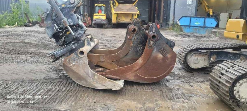 Vikšrinis ekskavatorius Cat 320NG: foto 10