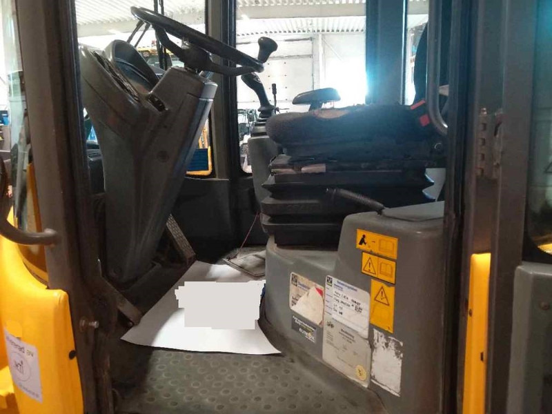 Volvo L 35 G - Ratinis krautuvas: foto 4 Volvo L 35 G - Ratinis krautuvas: foto 4