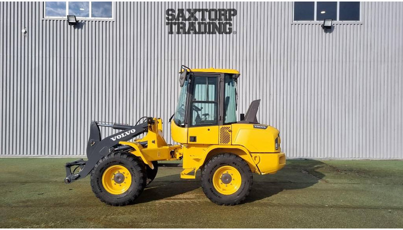 Volvo L30 G, Hullastare - Ratinis krautuvas: foto 2 Volvo L30 G, Hullastare - Ratinis krautuvas: foto 2