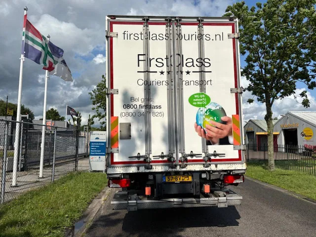 Scania P280 Closed box taillift 2000 kg Fuel CNG ADR 2 units in stock - Furgonas sunkvežimis: foto 5 Scania P280 Closed box taillift 2000 kg Fuel CNG ADR 2 units in stock - Furgonas sunkvežimis: foto 5