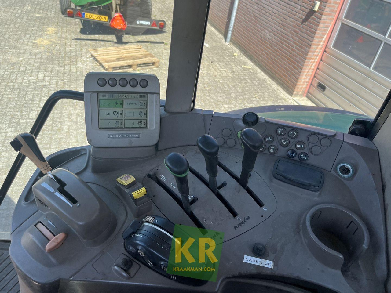 Traktorius 7530 PREMIUM John Deere: foto 18