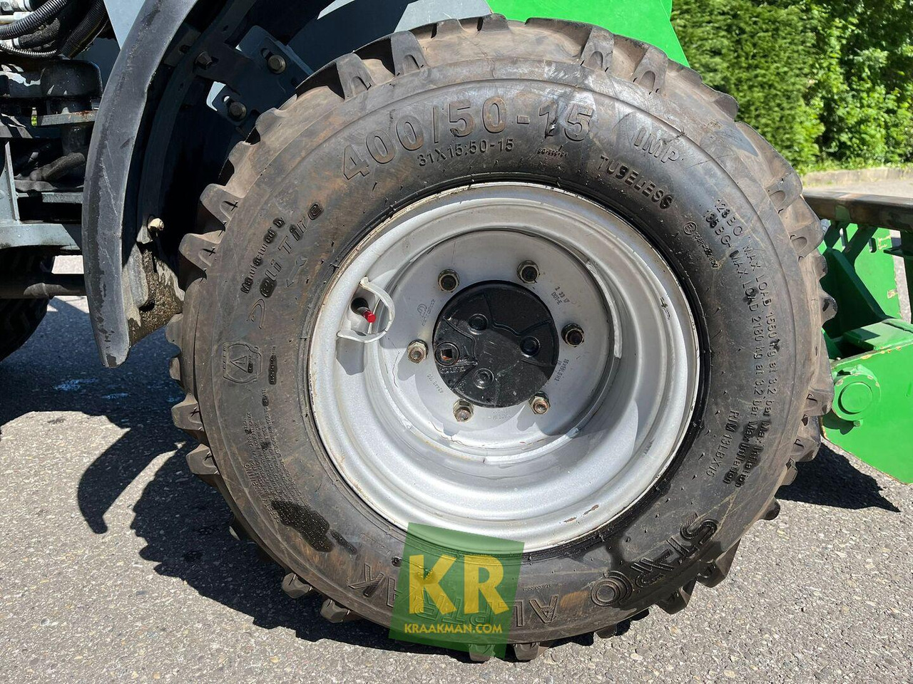 AL400 GEHL - Šarnyrinis krautuvas: foto 5 AL400 GEHL - Šarnyrinis krautuvas: foto 5