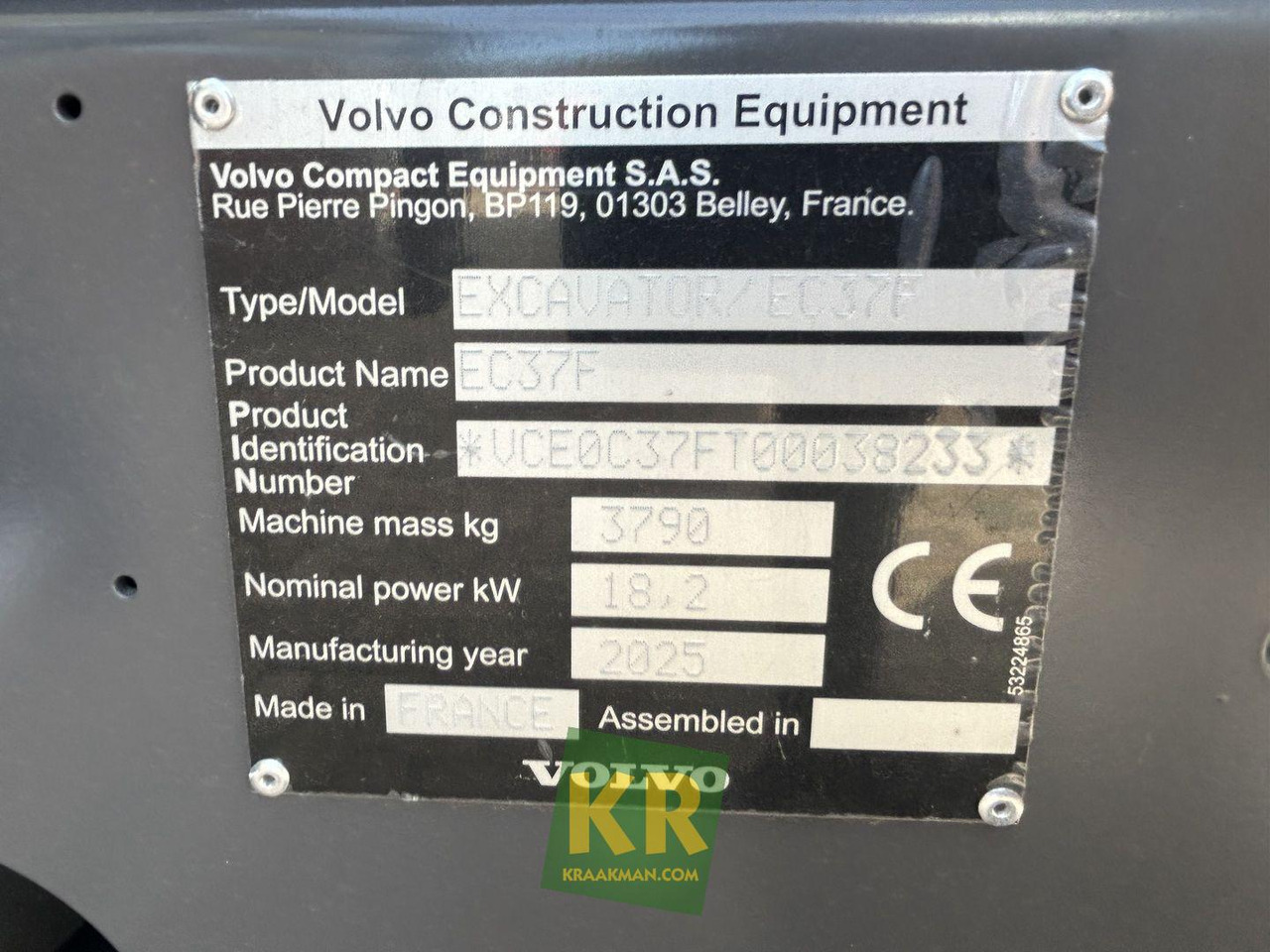 EC 37F Volvo - Vikšrinis ekskavatorius: foto 3 EC 37F Volvo - Vikšrinis ekskavatorius: foto 3