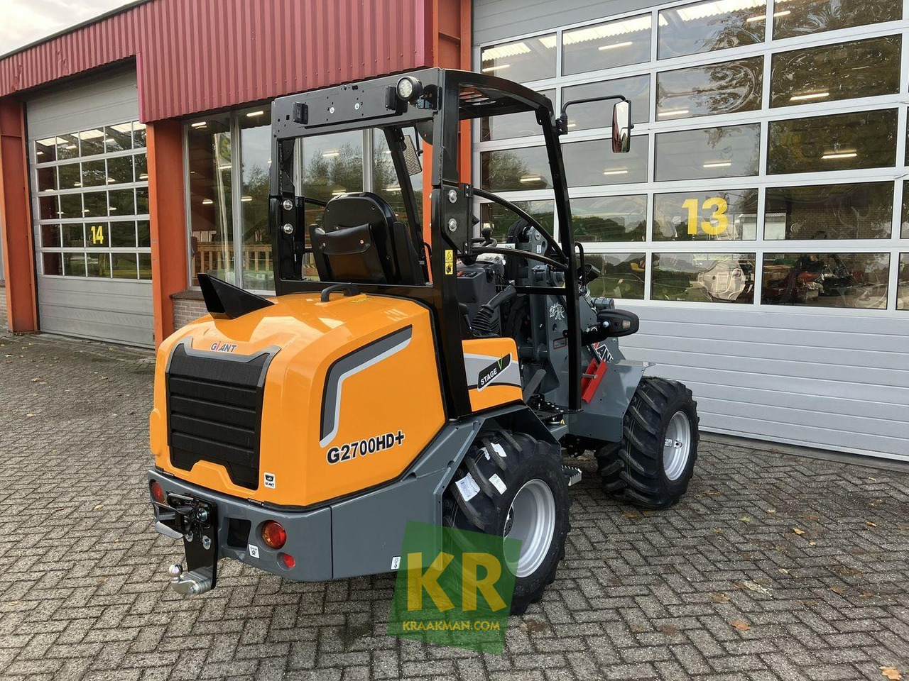 Giant G2700 HD+ - Šarnyrinis krautuvas: foto 4 Giant G2700 HD+ - Šarnyrinis krautuvas: foto 4