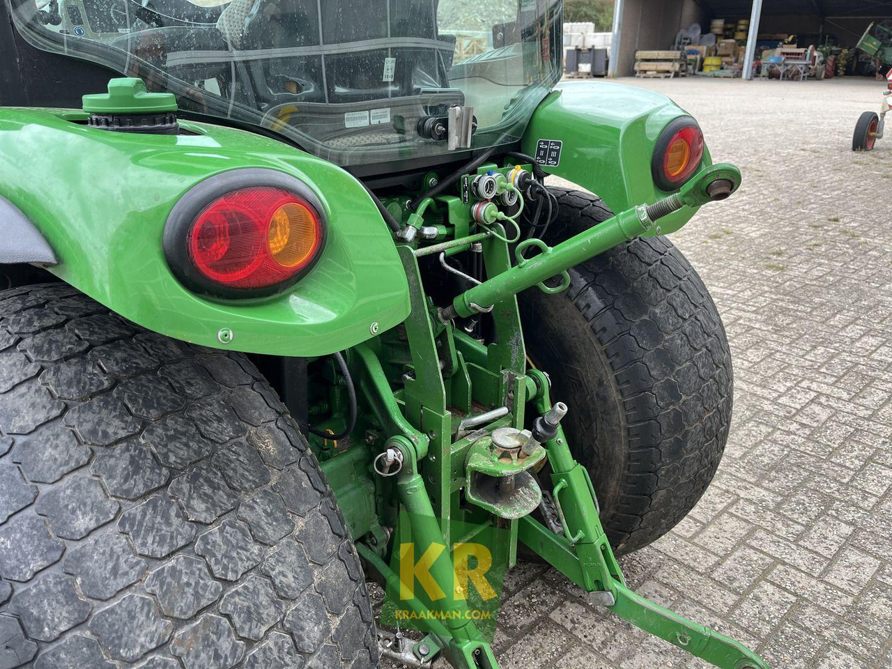 John Deere 3038R - Mini traktorius: foto 5 John Deere 3038R - Mini traktorius: foto 5