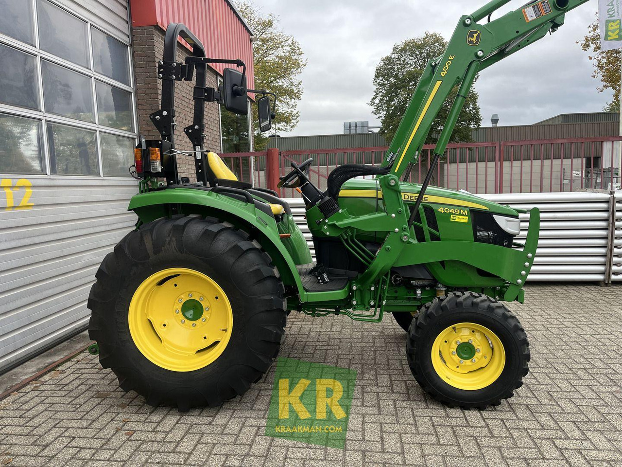 John Deere 4049M  - Mini traktorius: foto 1 John Deere 4049M  - Mini traktorius: foto 1