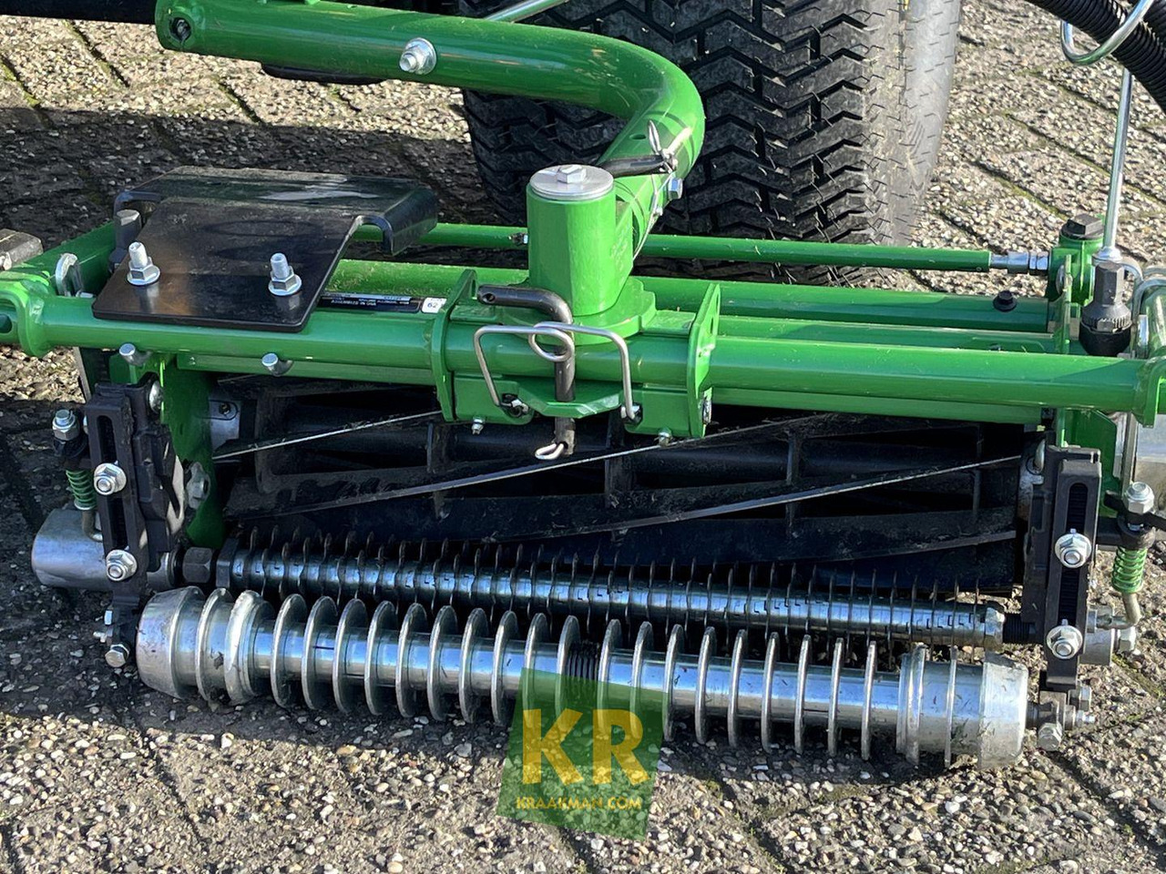 John Deere 8700A - Vejapjovė: foto 4 John Deere 8700A - Vejapjovė: foto 4