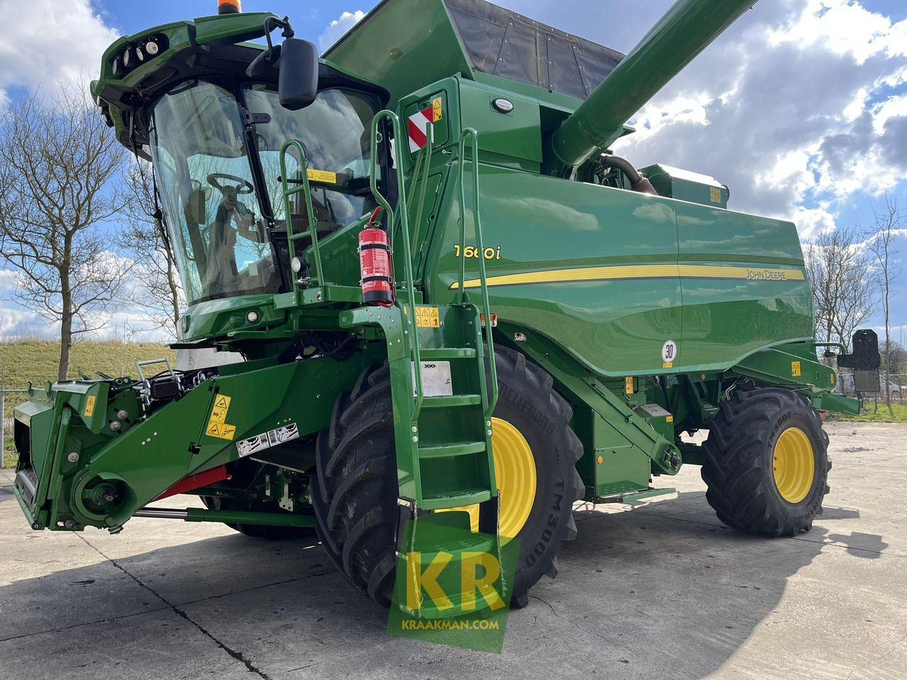 John Deere T660 - Derliaus nuėmimo kombainas: foto 1 John Deere T660 - Derliaus nuėmimo kombainas: foto 1