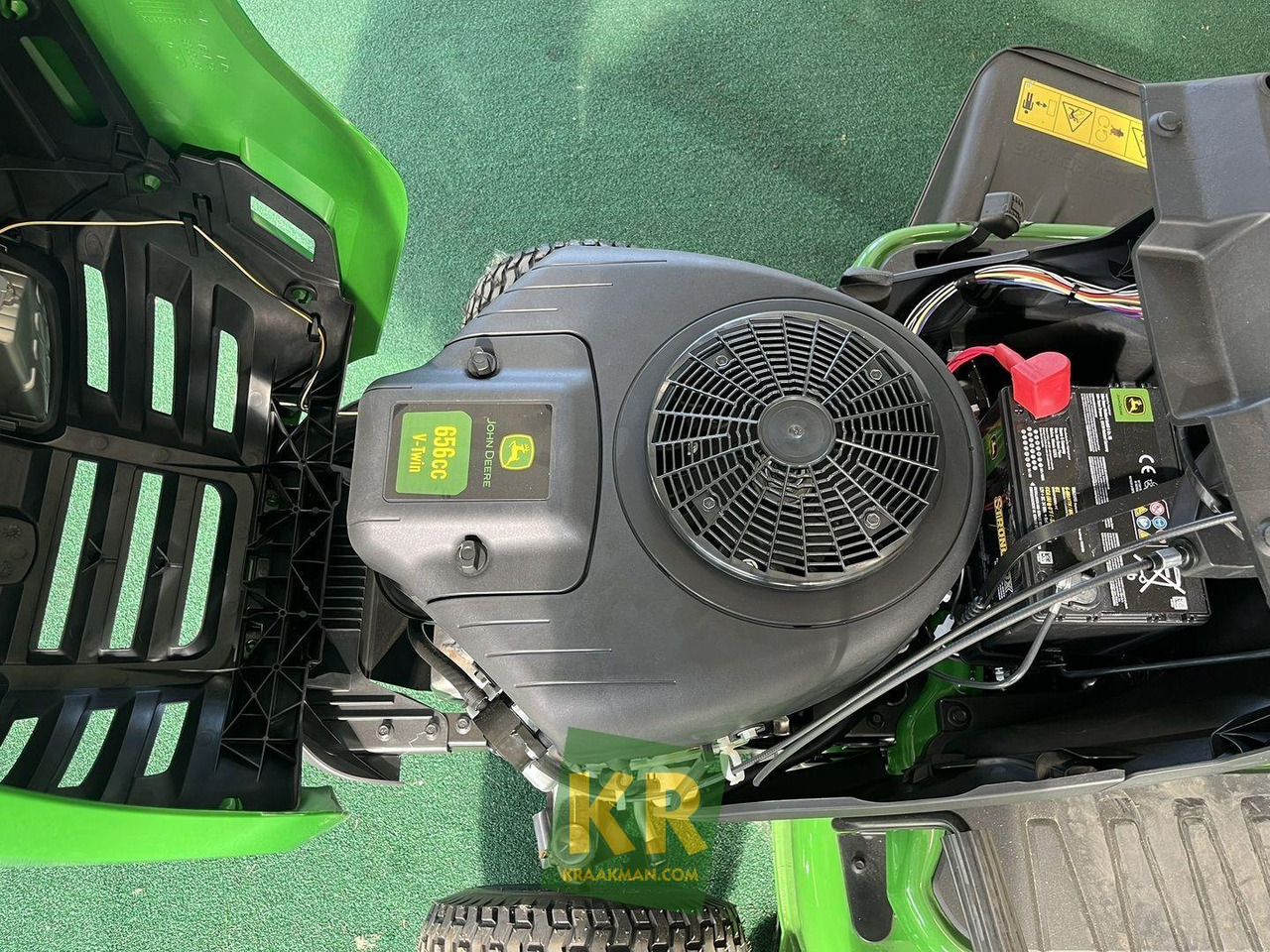 John Deere X127 - Vejapjovė: foto 5 John Deere X127 - Vejapjovė: foto 5