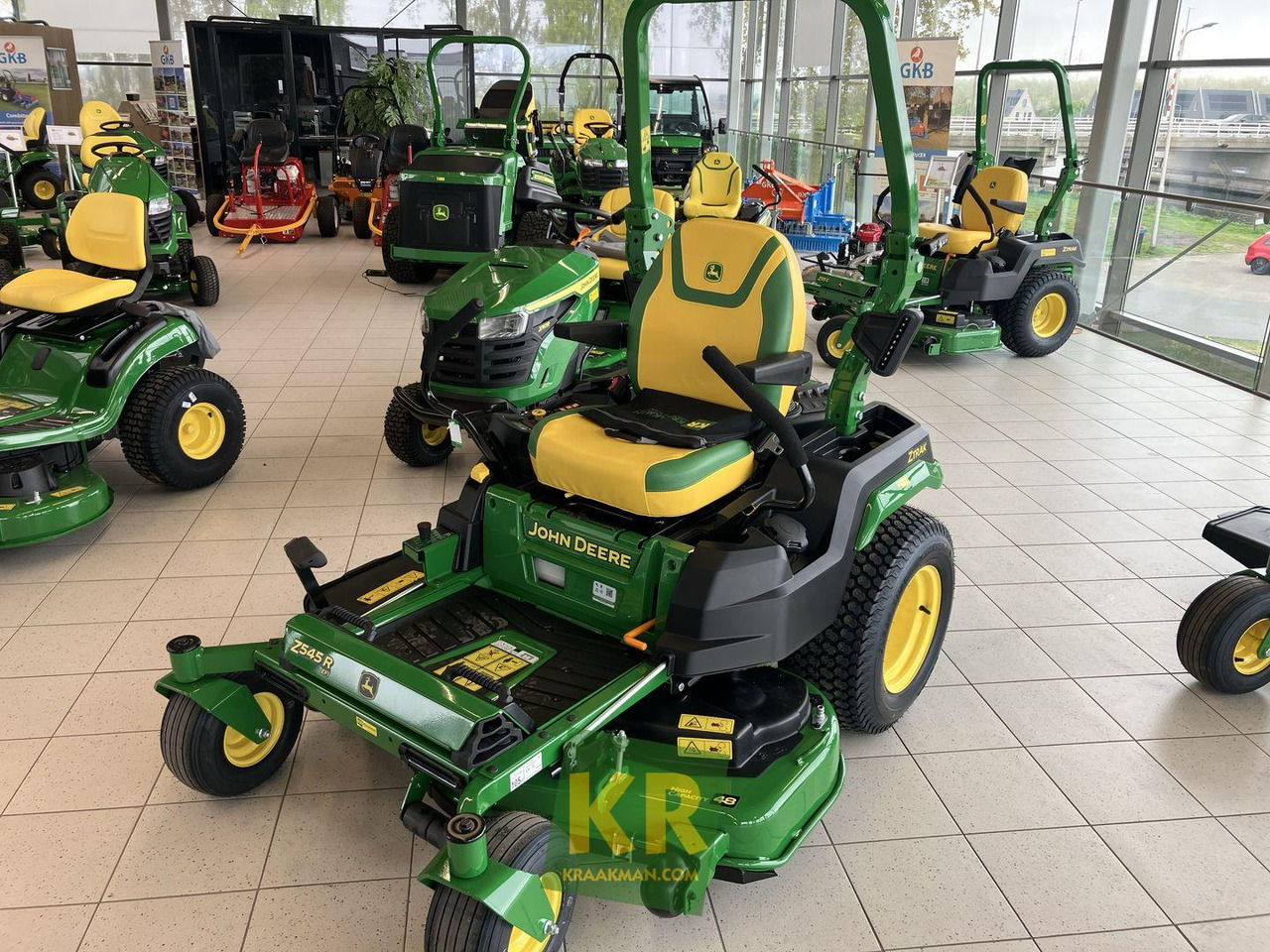 John Deere Z545R - Vejapjovė: foto 4 John Deere Z545R - Vejapjovė: foto 4