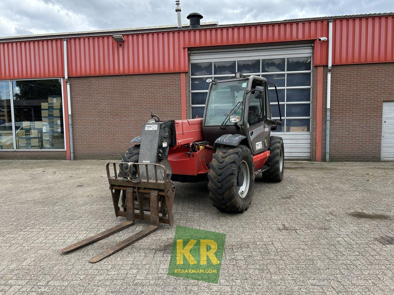 Manitou MLT 845-120 verreiker - Teleskopinis krautuvas: foto 3 Manitou MLT 845-120 verreiker - Teleskopinis krautuvas: foto 3