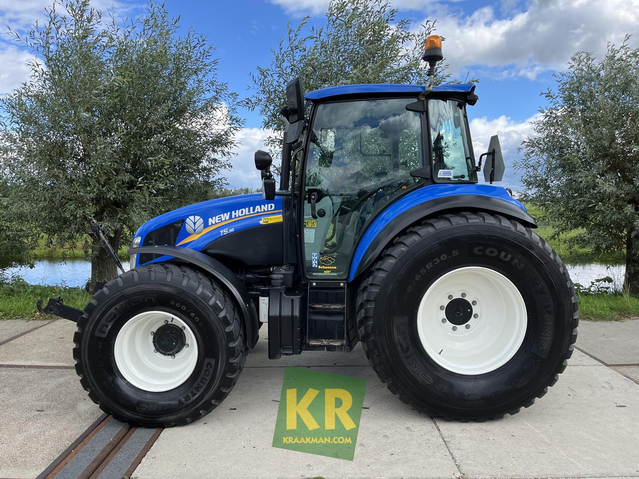 New Holland T5.95 - Traktorius: foto 2 New Holland T5.95 - Traktorius: foto 2