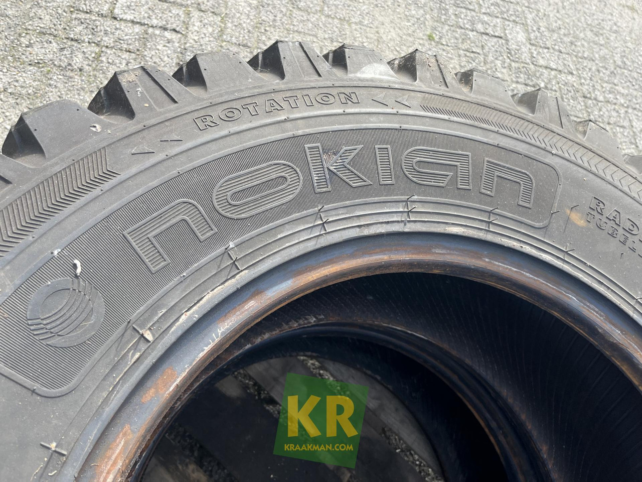 Nokian 360/80R24 Tri 2 Onbekend merk - Padanga - Žemės ūkio technika: foto 4 Nokian 360/80R24 Tri 2 Onbekend merk - Padanga - Žemės ūkio technika: foto 4