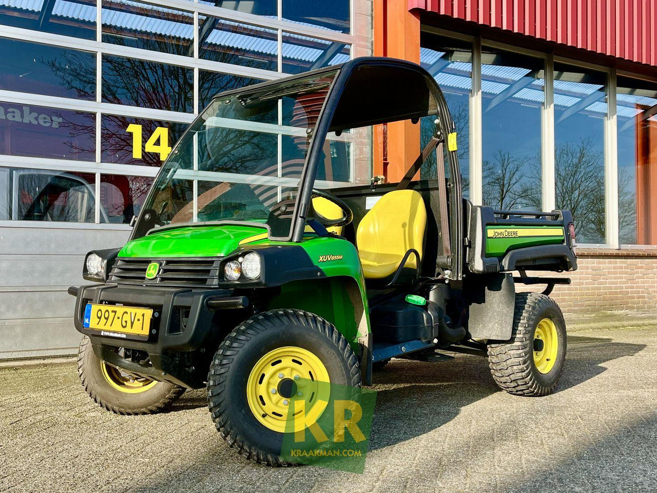 XUV855M John Deere - Keturratis: foto 1 XUV855M John Deere - Keturratis: foto 1