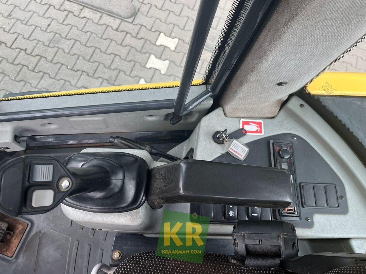 Yanmar V100 shovel - Ratinis krautuvas: foto 3 Yanmar V100 shovel - Ratinis krautuvas: foto 3