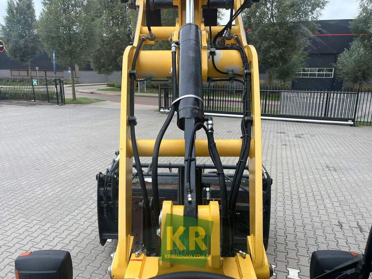 Yanmar V100 shovel - Ratinis krautuvas: foto 5 Yanmar V100 shovel - Ratinis krautuvas: foto 5