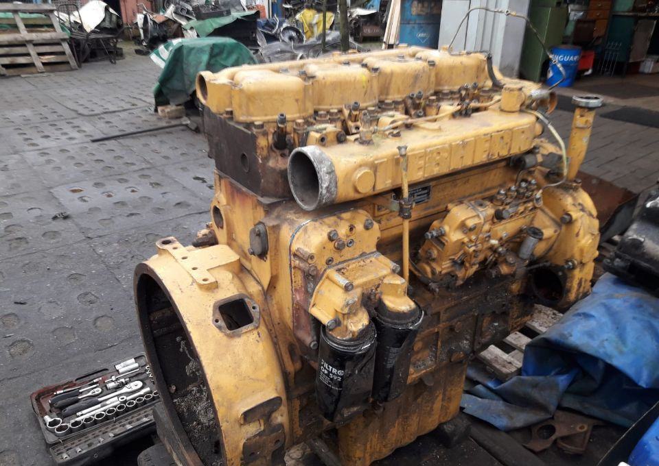 Blok Silnika LIEBHERR D904 D 904 NA 904 T CZĘŚCI WAŁ KORBOWY GŁOWICA TŁOK - Cilindrų blokas - Statybinė technika: foto 1 Blok Silnika LIEBHERR D904 D 904 NA 904 T CZĘŚCI WAŁ KORBOWY GŁOWICA TŁOK - Cilindrų blokas - Statybinė technika: foto 1