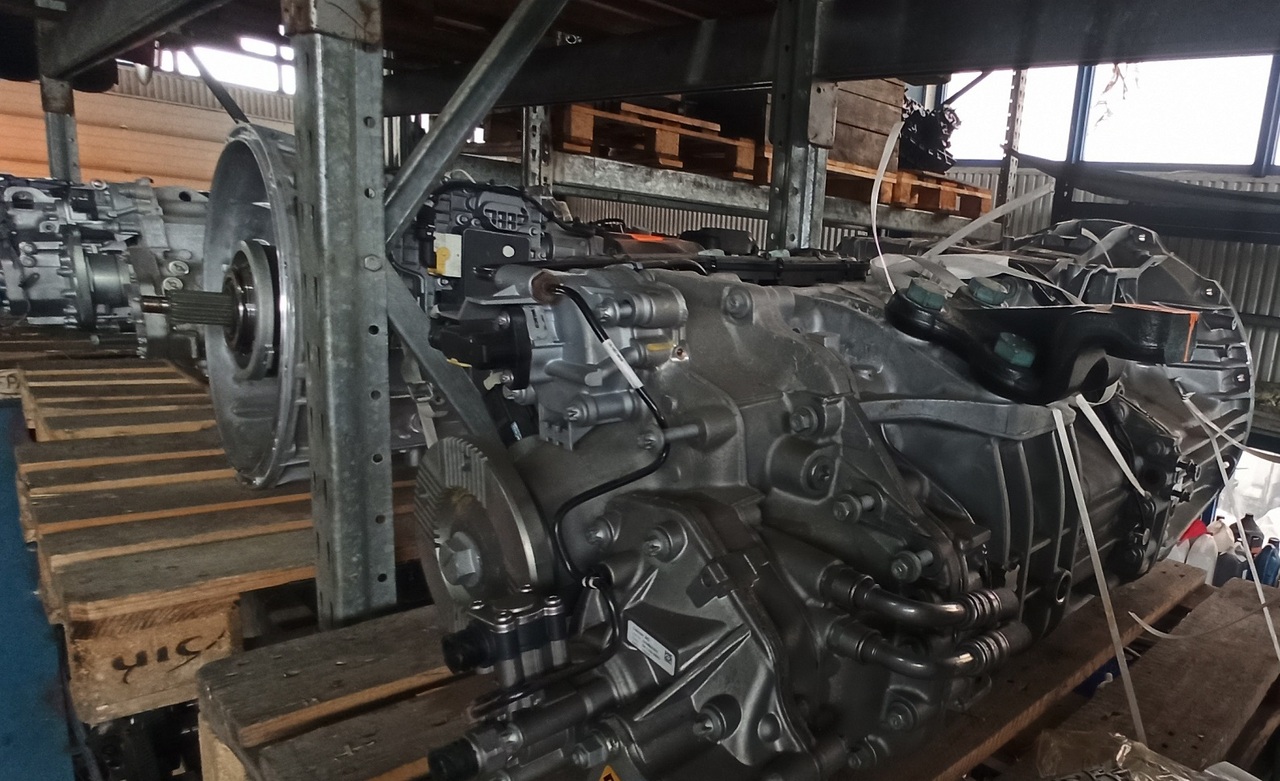 MERCEDES-BENZ G330-12 ACTROS - Pavarų dėžė ir dalys - Sunkvežimis: foto 3 MERCEDES-BENZ G330-12 ACTROS - Pavarų dėžė ir dalys - Sunkvežimis: foto 3