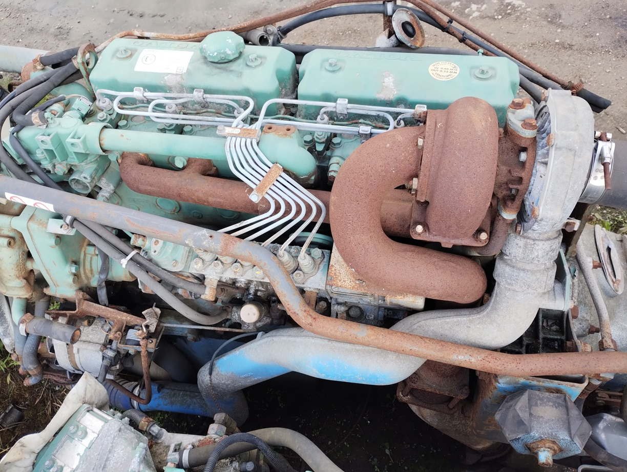 SILNIK CZĘŚCI ENGINE PARTS WAŁ KORBOWY WAŁEK ROZRZADU POMPA WTRYSKOWA VOLVO FL TD 63 E - Variklis ir dalys: foto 2 SILNIK CZĘŚCI ENGINE PARTS WAŁ KORBOWY WAŁEK ROZRZADU POMPA WTRYSKOWA VOLVO FL TD 63 E - Variklis ir dalys: foto 2