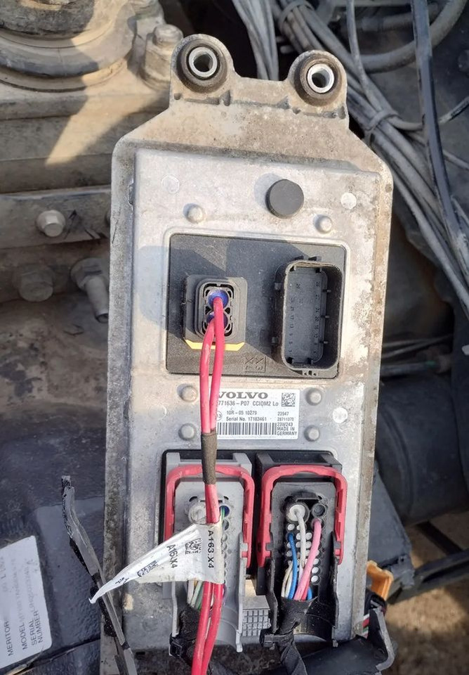 Sterownik Moduł CCIOM2 VOLVO FH 2023 22771636 P07 - Elektros sistema - Sunkvežimis: foto 1 Sterownik Moduł CCIOM2 VOLVO FH 2023 22771636 P07 - Elektros sistema - Sunkvežimis: foto 1