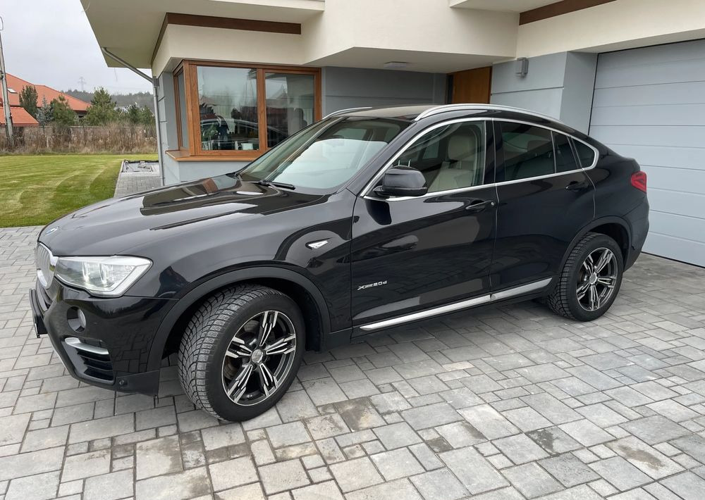 BMW X4 xDrive20d - Lengvasis automobilis: foto 1 BMW X4 xDrive20d - Lengvasis automobilis: foto 1