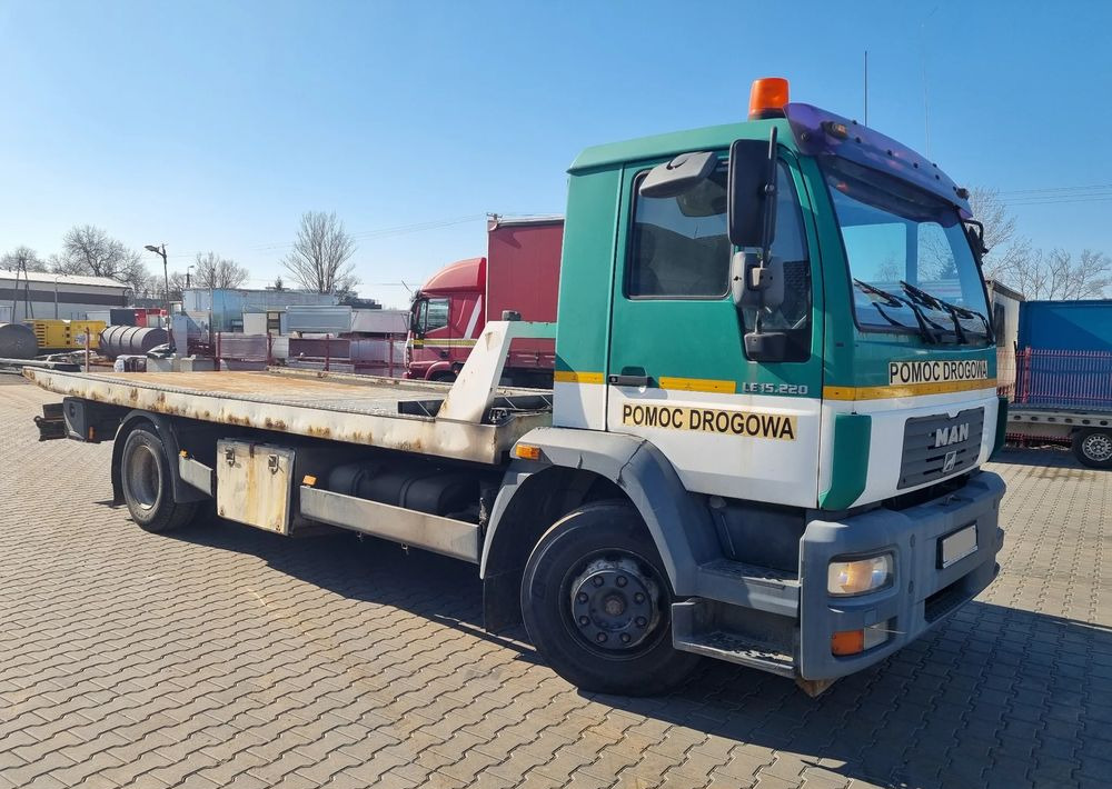 MAN LE 15 220 - Evakuatorius: foto 2 MAN LE 15 220 - Evakuatorius: foto 2