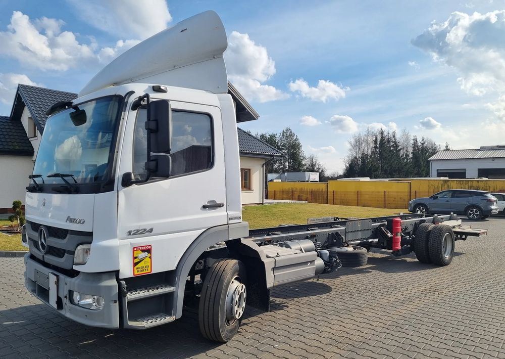 Mercedes-Benz Atego 1224 - Važiuoklės sunkvežimis: foto 1 Mercedes-Benz Atego 1224 - Važiuoklės sunkvežimis: foto 1