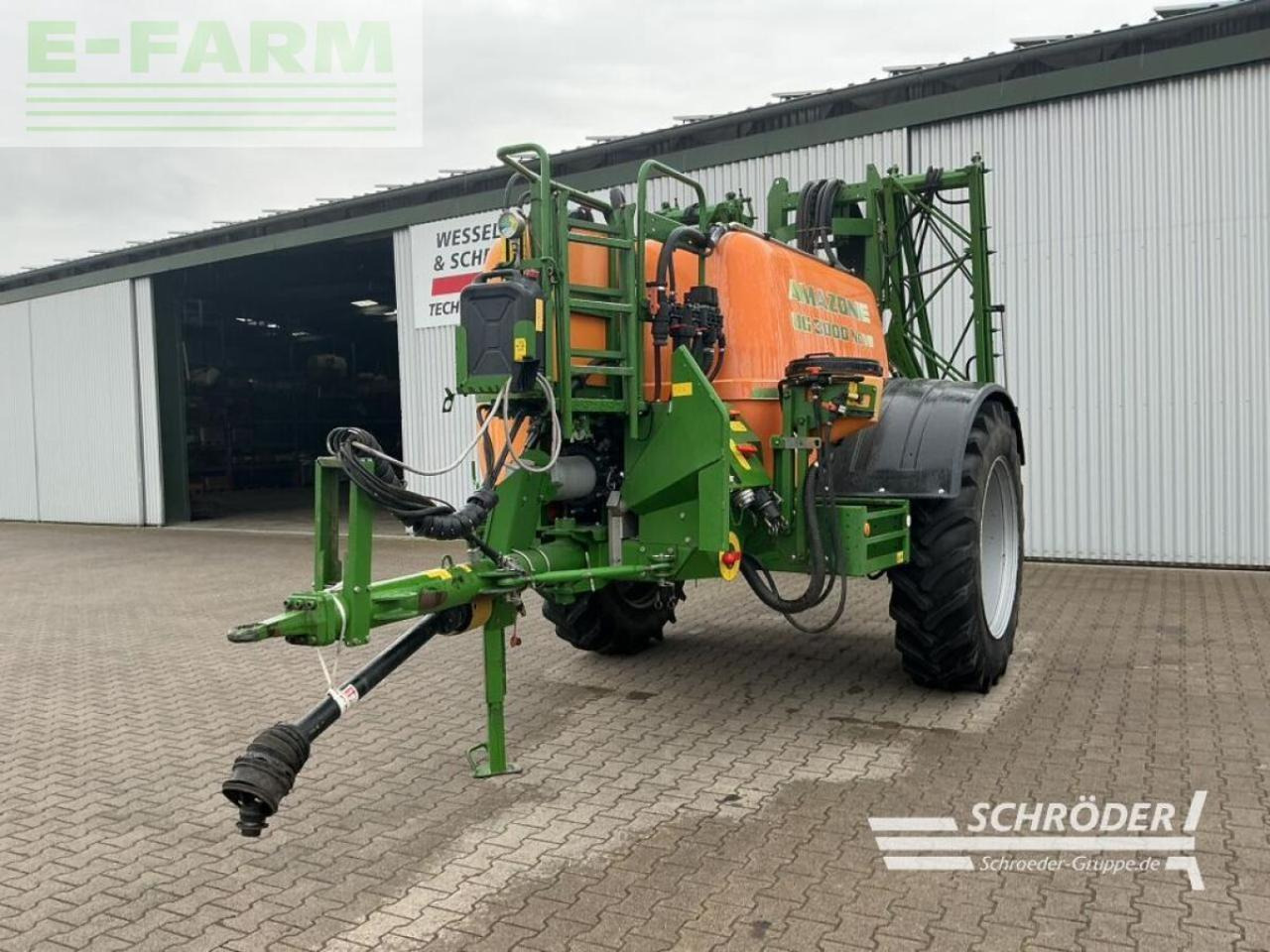 Amazone ug 3000 nova mit druckluftbremse - Prikabinamas purkštuvas: foto 2 Amazone ug 3000 nova mit druckluftbremse - Prikabinamas purkštuvas: foto 2